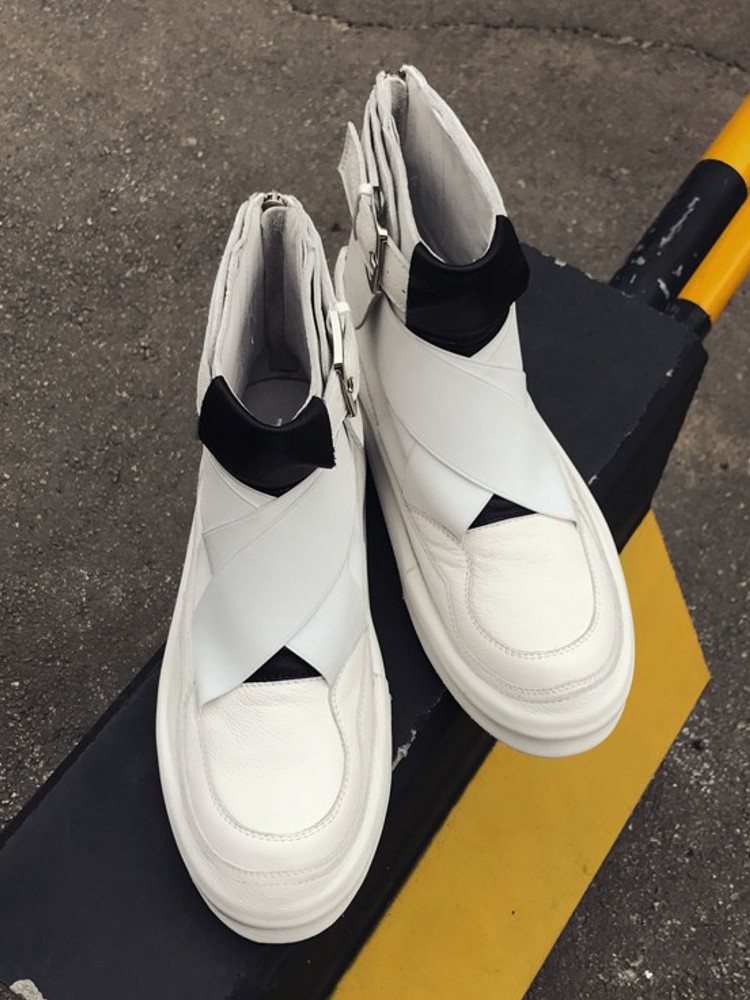 Mode à la main hommes peau de  - Men'S Fashion Footwear avis et prix